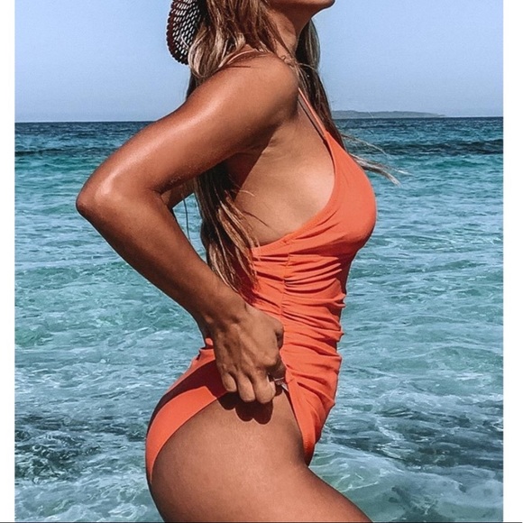 NWT Cupshe Bright Day One Piece - Picture 2 of 12